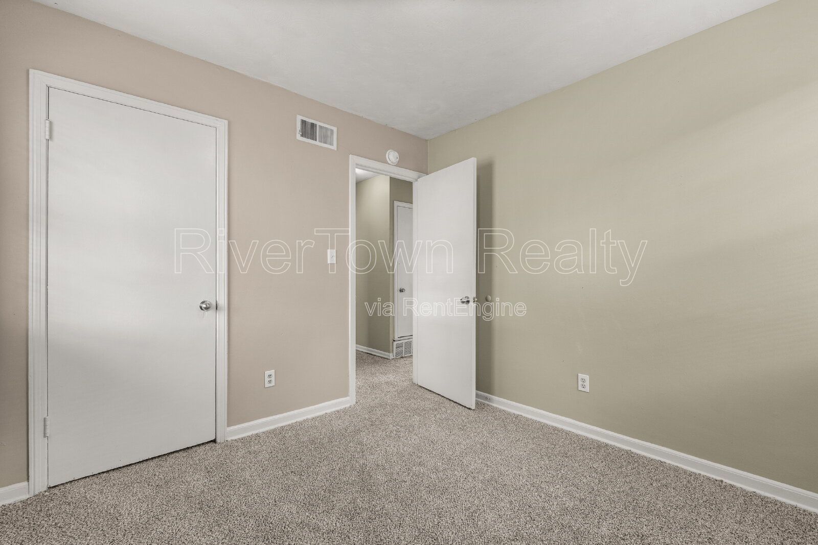 Charming Memphis Home with Gleaming Hardwood Floors - 3 Beds, 1 Bath! property image
