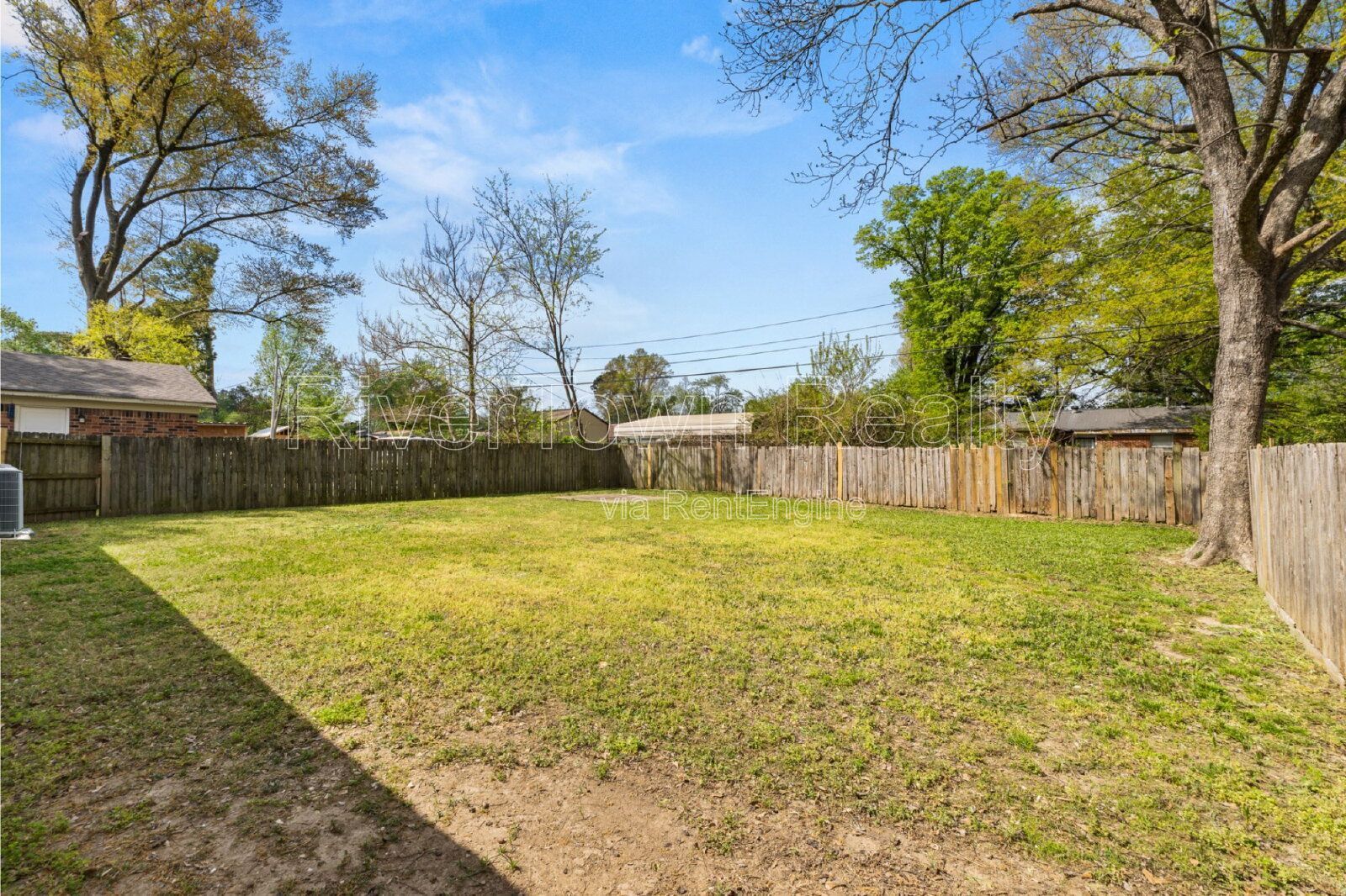 Charming Memphis Home with Gleaming Hardwood Floors - 3 Beds, 1 Bath! property image