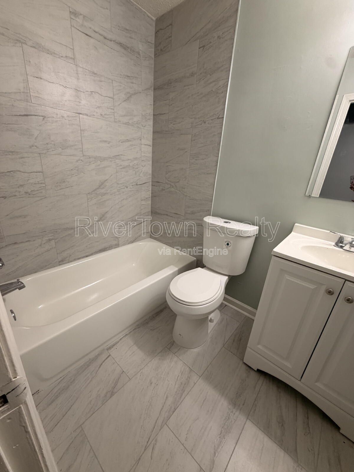 Charming 3-Bed, 2-Bath Home at 1624 Winfield Ave, Memphis – Cozy Living with 1021 Sq Ft! property image