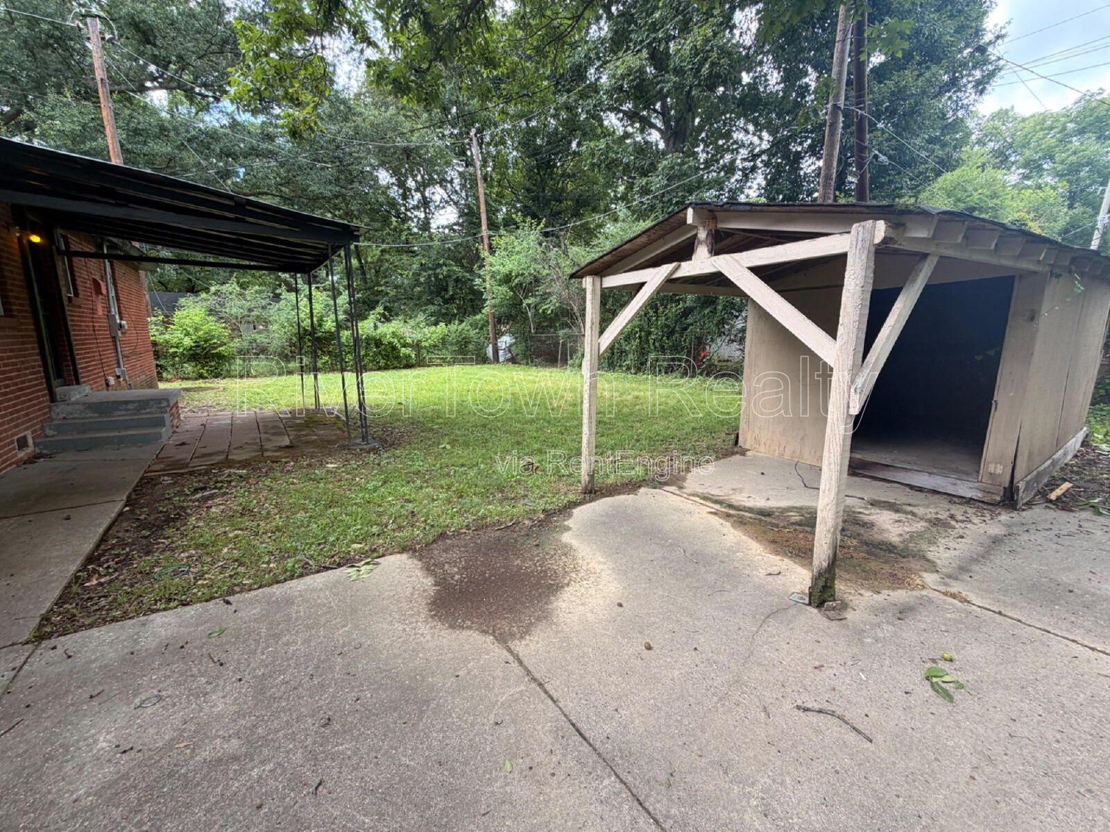 Charming 3-Bed, 2-Bath Home at 1624 Winfield Ave, Memphis – Cozy Living with 1021 Sq Ft! property image