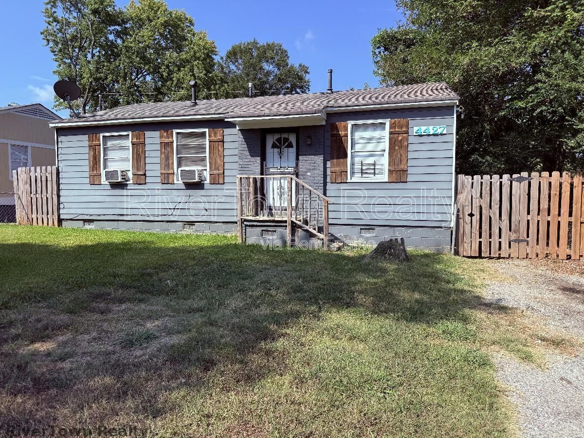 SECTION 8 Home AVAILABLE NOW. property image