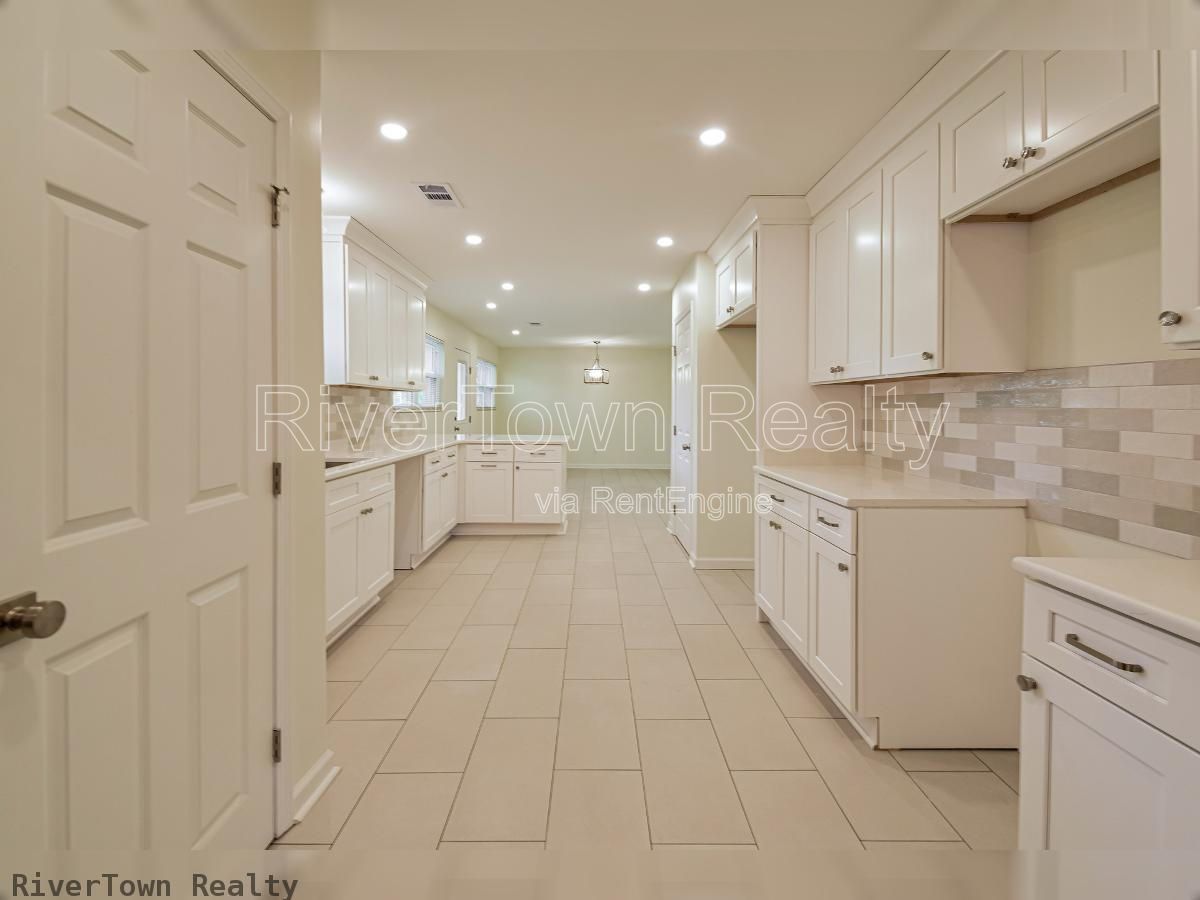Newly Renovated 4BR Home Near Collierville Town Square ? Over 2,000 Sq property image