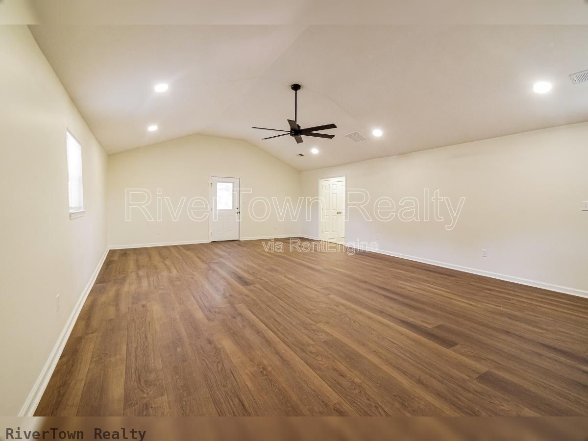 Newly Renovated 4BR Home Near Collierville Town Square ? Over 2,000 Sq property image