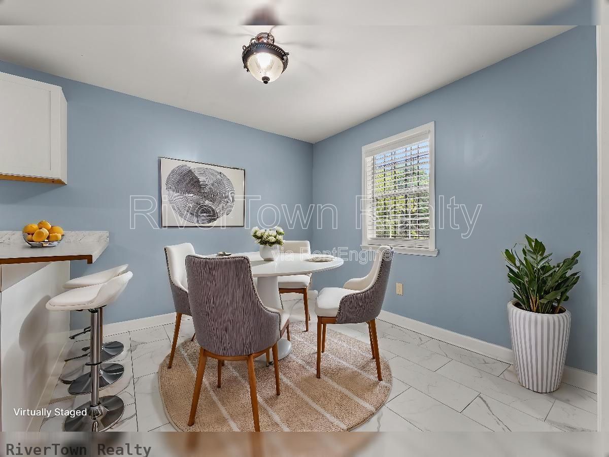 Charming 3-Bedroom/2 Bathr Home in Memphis on a Spacious Half-Acre Lot property image