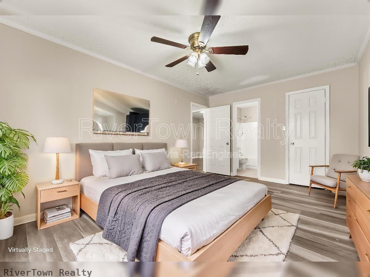 Beautifully Renovated 3BR | Detached Garage/Workshop property image