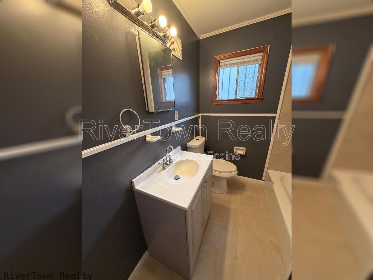 ASK US ABOUT OUT FREE MONTH RENT SPECIAL ON THIS ONE!!!

