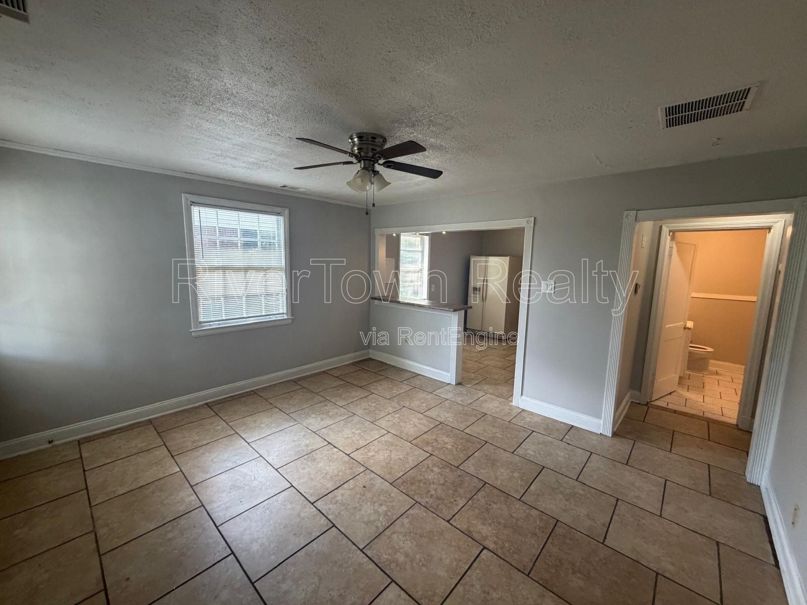 Charming 3-Bedroom Home with 2 Full Baths in Memphis! property image