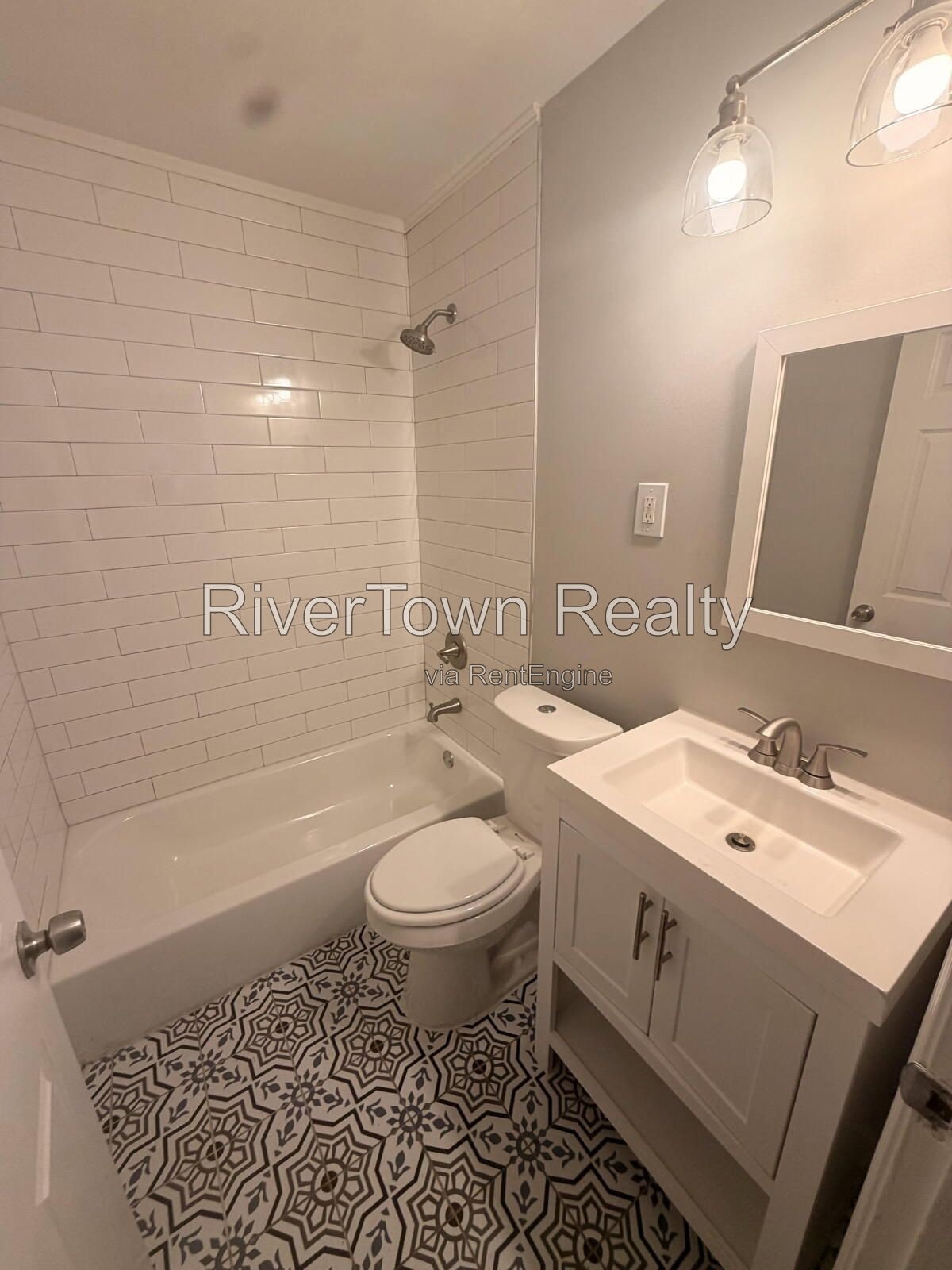 Charming 3-Bedroom Home on Patterson Street - Spacious 1,365 Sq Ft Living in Memphis! property image