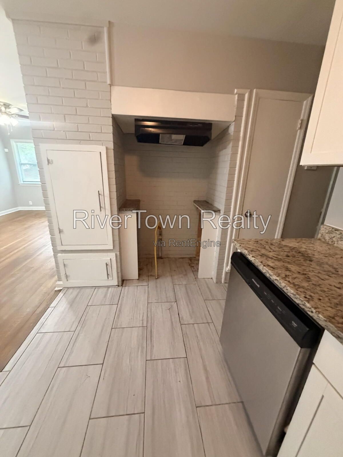 Charming 3-Bedroom Home on Patterson Street - Spacious 1,365 Sq Ft Living in Memphis! property image