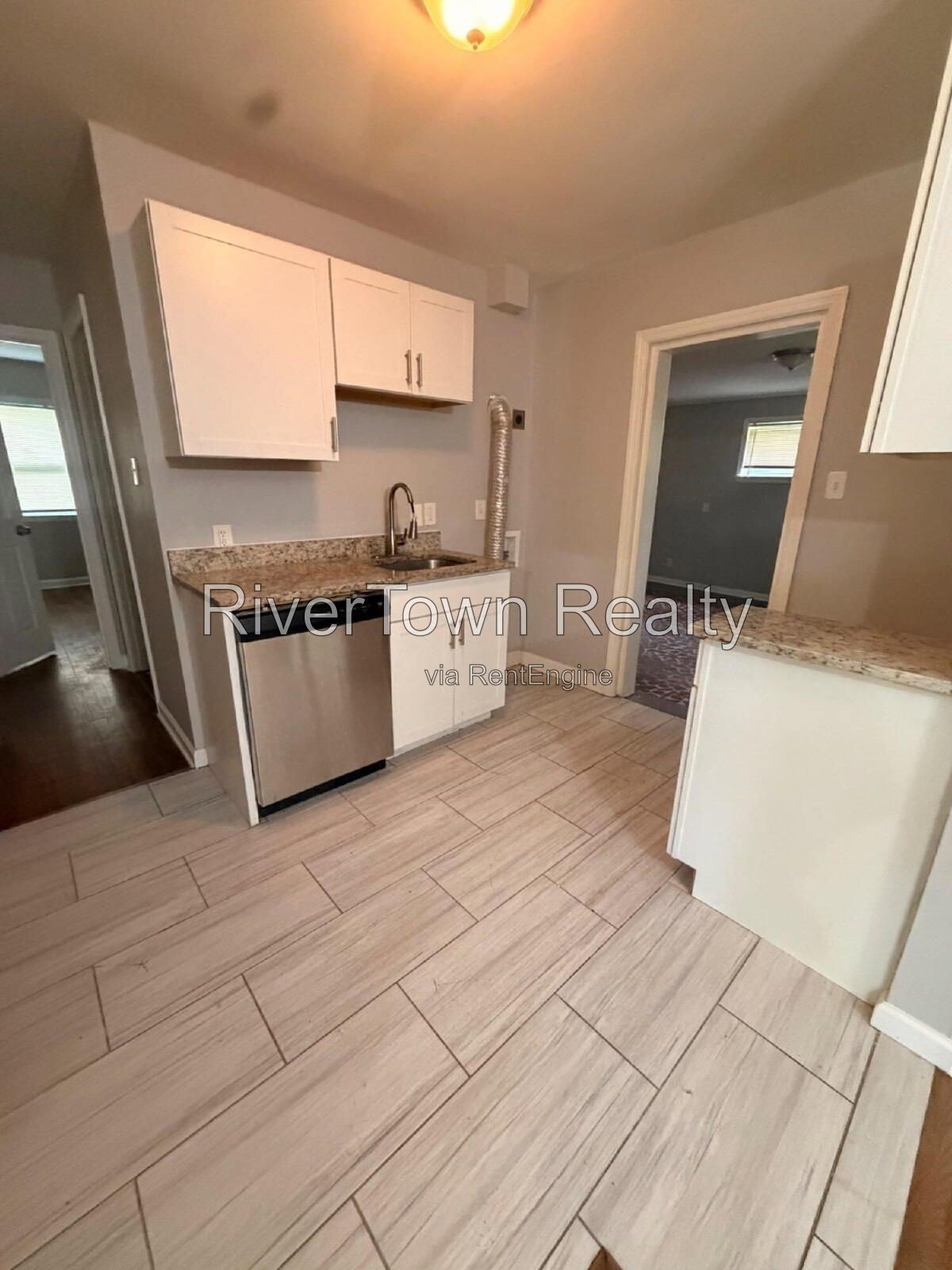 Charming 3-Bedroom Home on Patterson Street - Spacious 1,365 Sq Ft Living in Memphis! property image