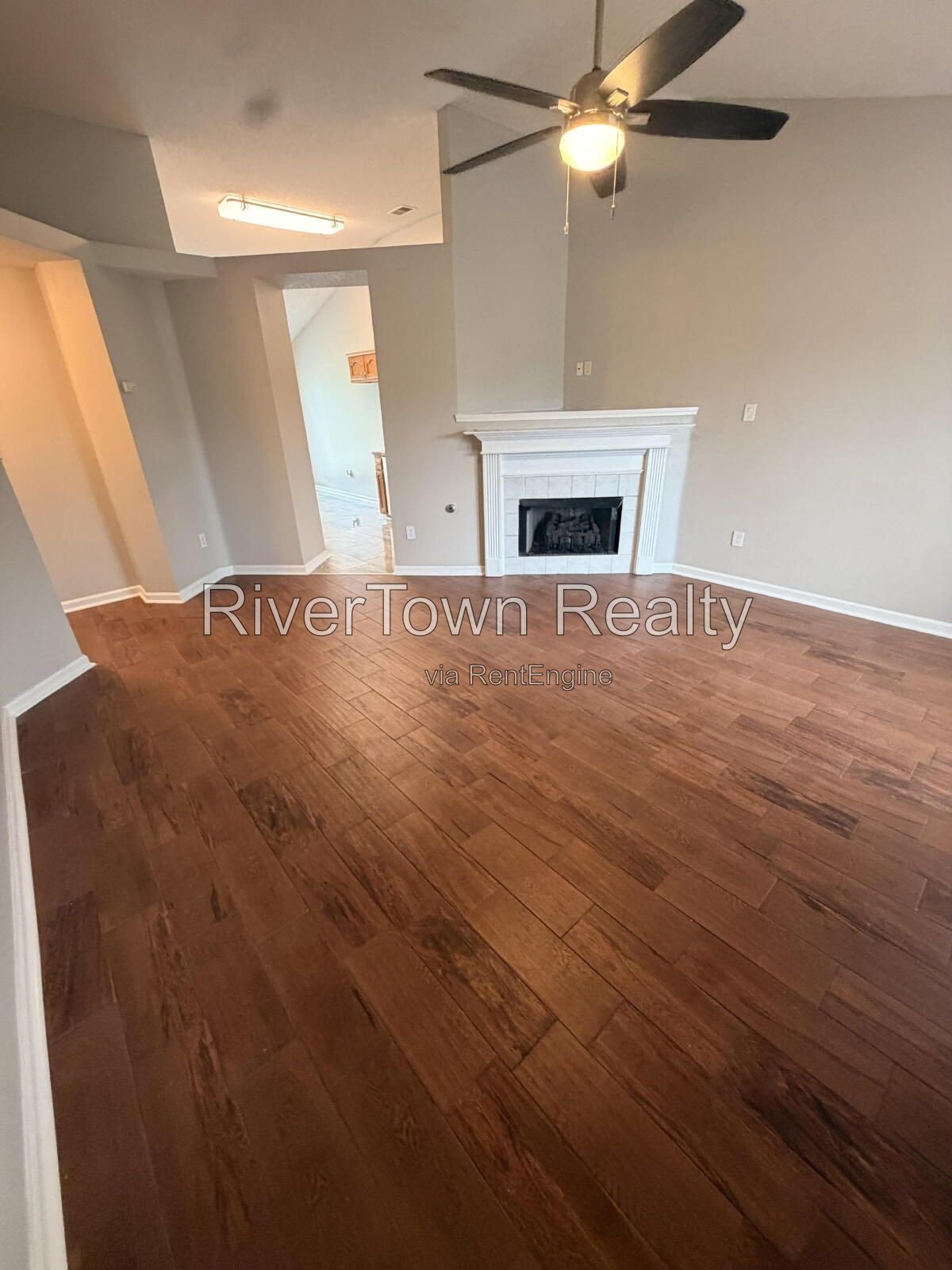 Charming 3-Bedroom Haven with 2 Full Baths in Olive Branch! property image