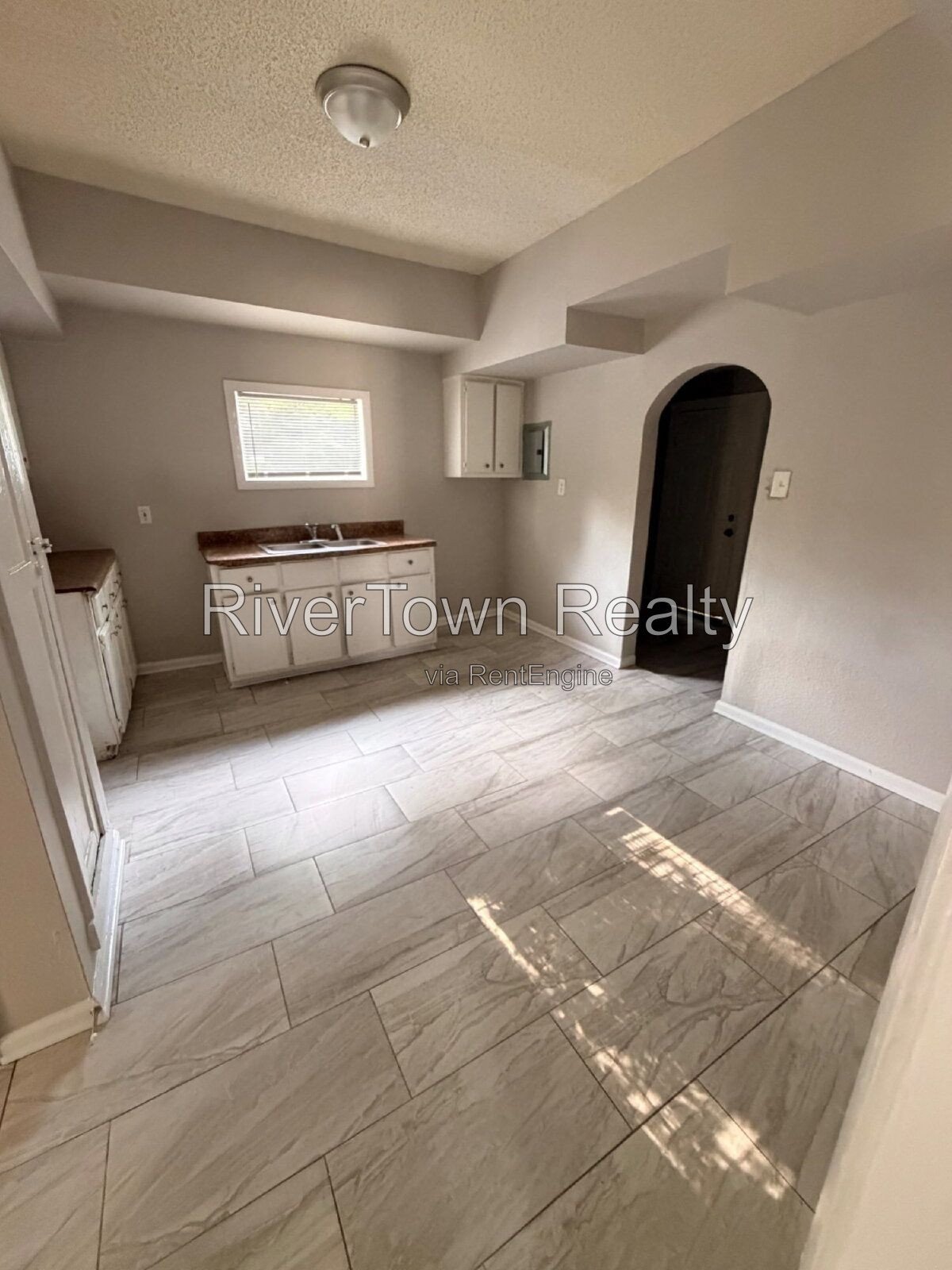 Won't Last Long property image