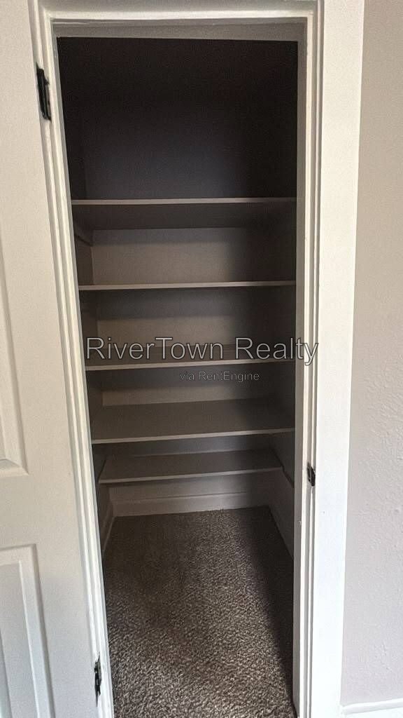 Charming 2-Bedroom Duplex Retreat on Bowen Avenue - Cozy Living Awaits! property image