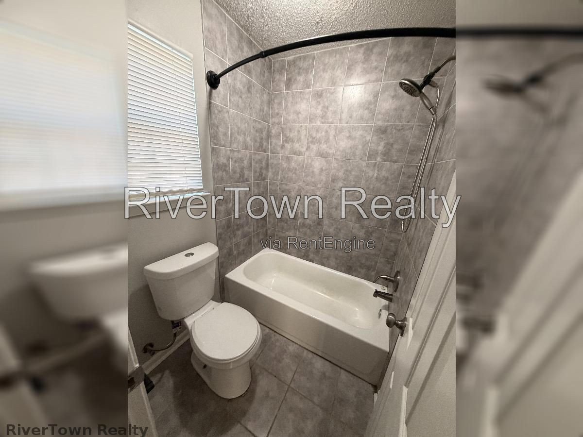 Modern, Pet-Friendly Home with Spacious Living & Prime Location! property image