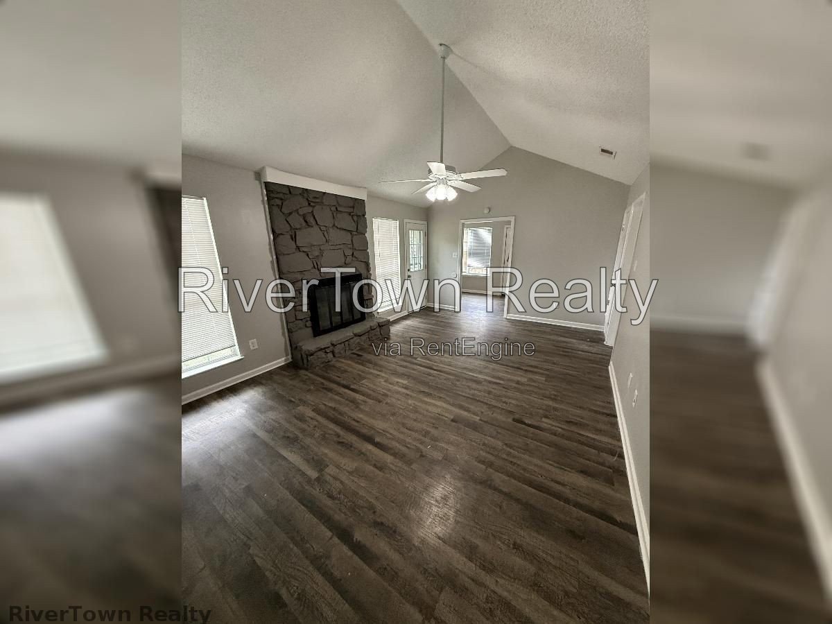 Modern, Pet-Friendly Home with Spacious Living & Prime Location! property image