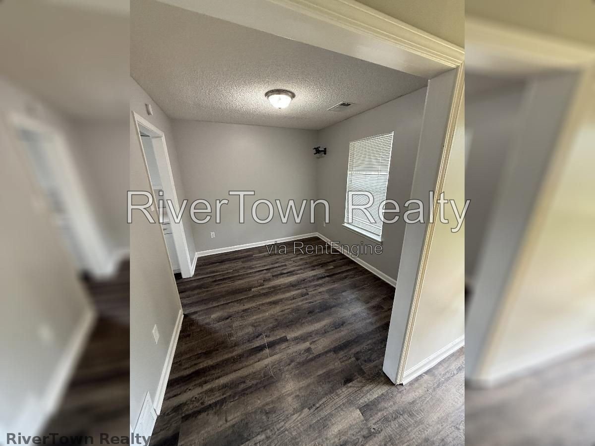 Modern, Pet-Friendly Home with Spacious Living & Prime Location! property image