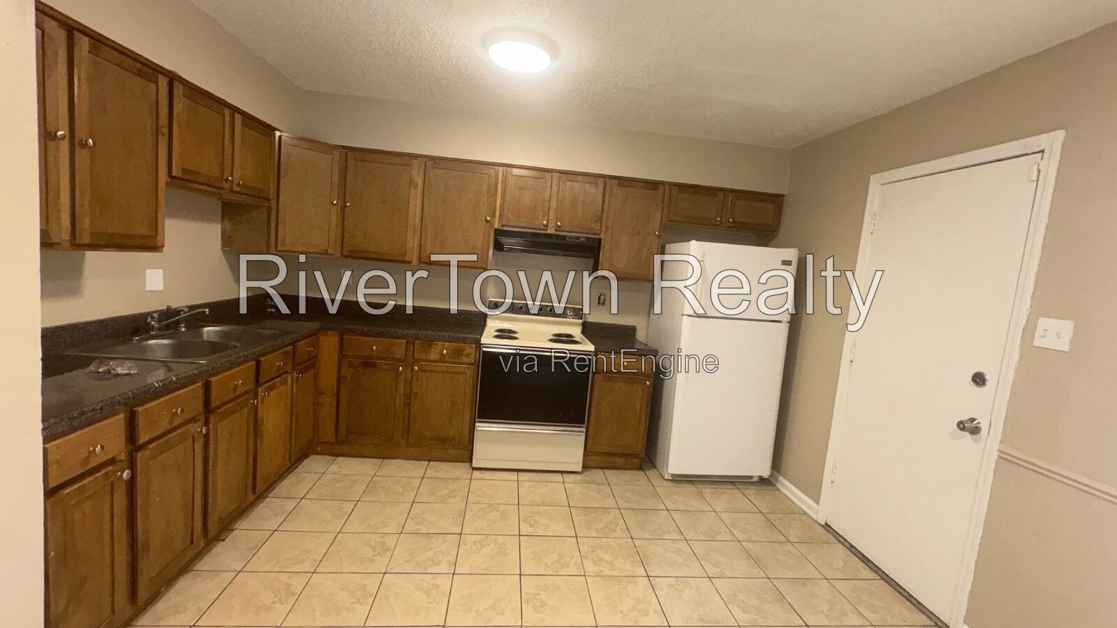 Headline
$995 | Fully Remodeled 2BR/1.5BA Duplex in a Quiet Whitehaven Cove – Newer Roof, Floors & Paint! property image