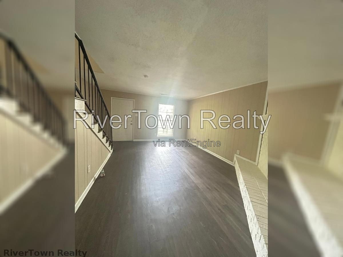 Headline
$995 | Fully Remodeled 2BR/1.5BA Duplex in a Quiet Whitehaven Cove – Newer Roof, Floors & Paint! property image