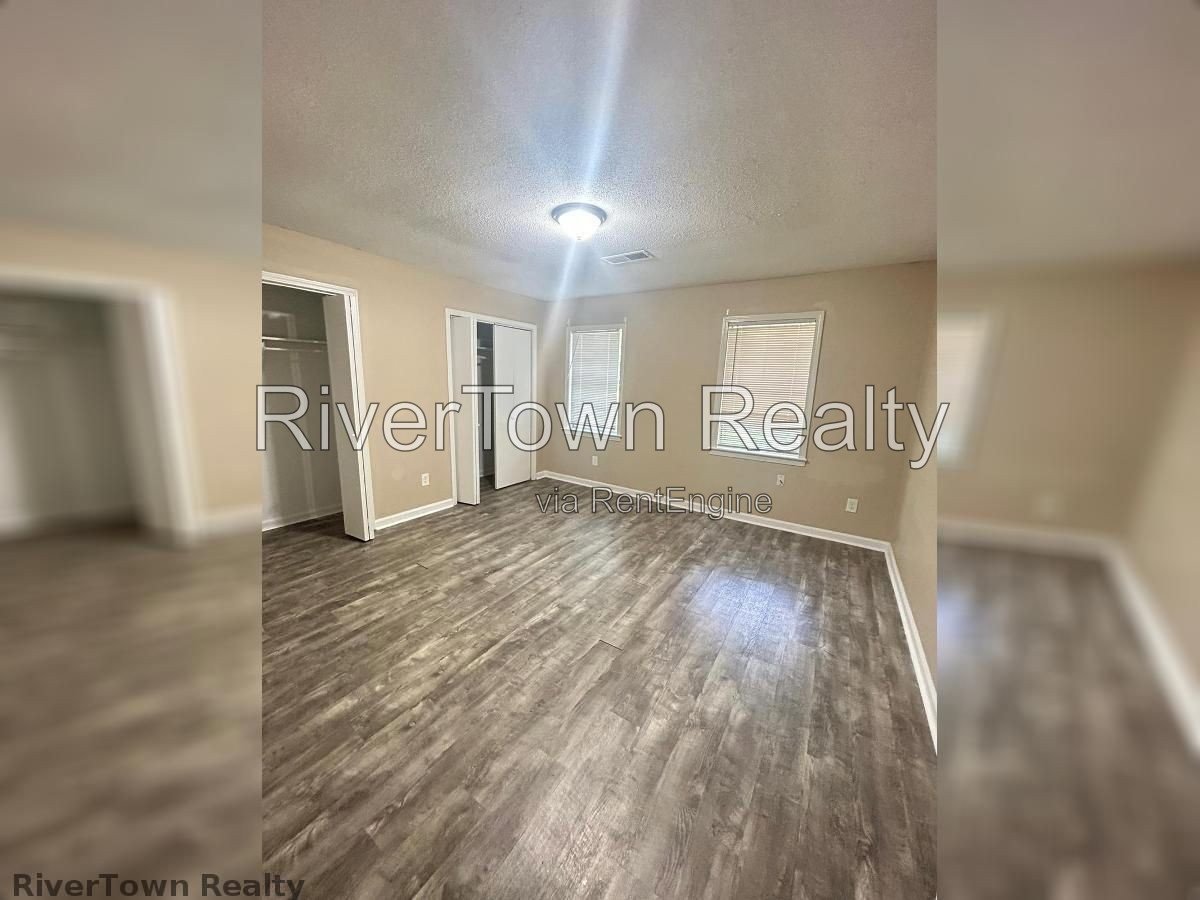 Headline
$995 | Fully Remodeled 2BR/1.5BA Duplex in a Quiet Whitehaven Cove – Newer Roof, Floors & Paint! property image
