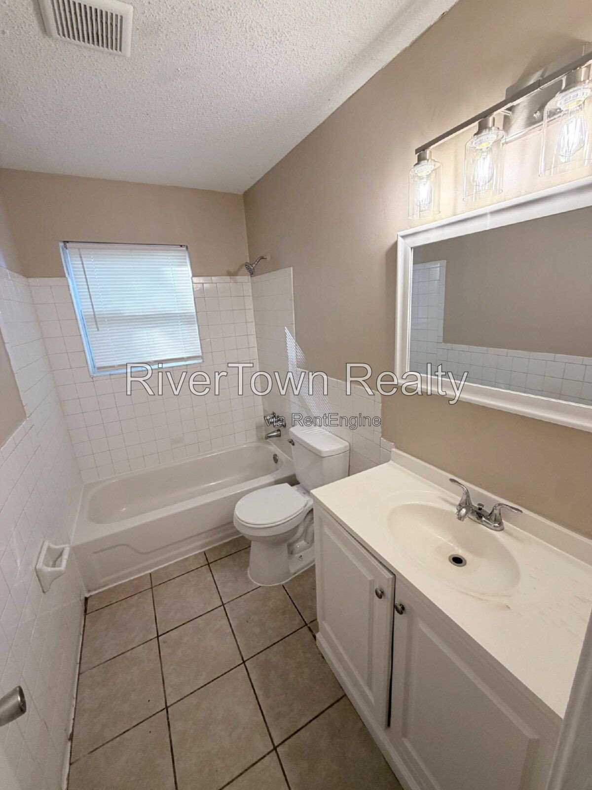 Headline
$995 | Fully Remodeled 2BR/1.5BA Duplex in a Quiet Whitehaven Cove – Newer Roof, Floors & Paint! property image
